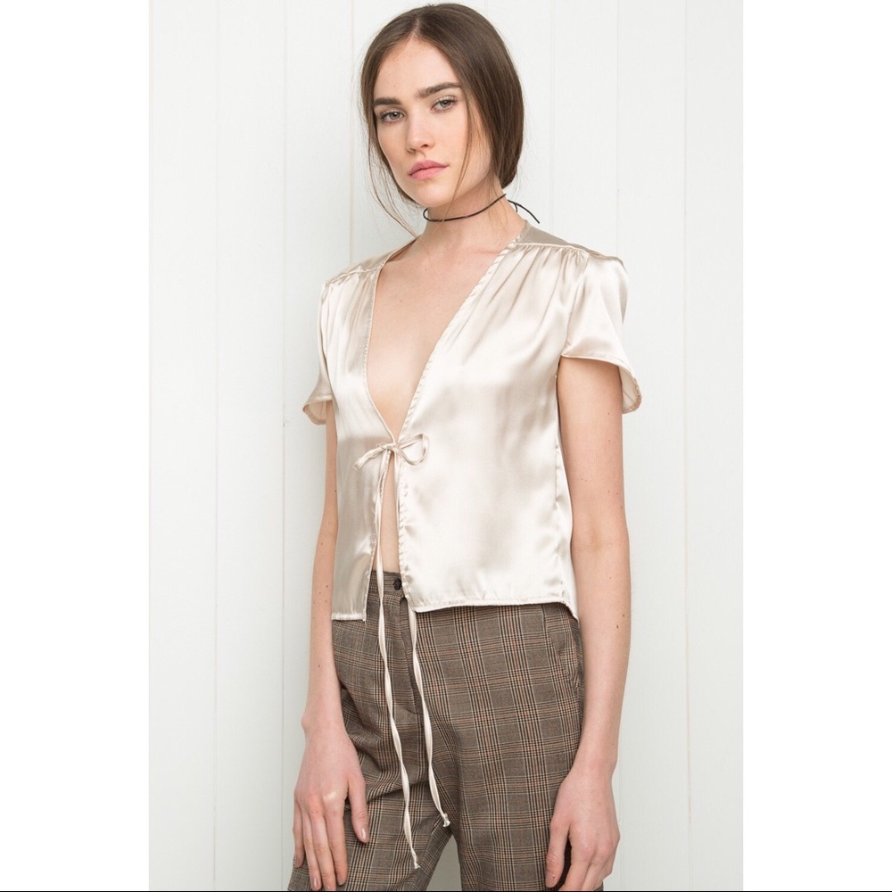 Brandy Melville champagne Leesa silky top